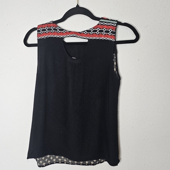 THML Tank Top Womens XS‎ Embroidered Boho Mixed Media Flowy Top Black Red Rayon - Picture 5 of 9